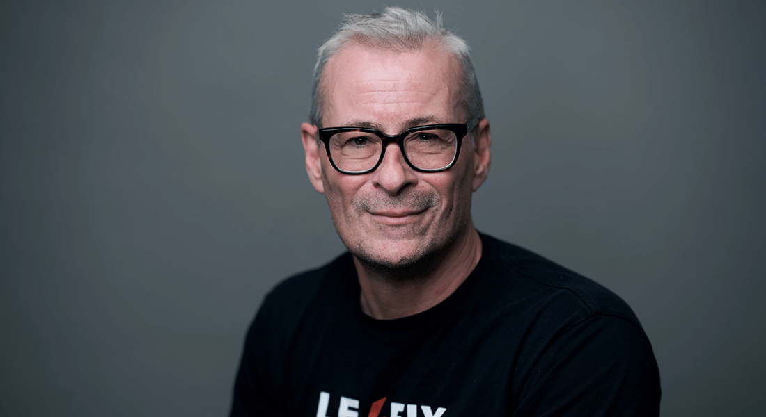 Portrait photo of Eske Willerslev Portrait photo of Eske Willerslev